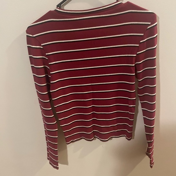Black and burgundy stripped crop top size M - Picture 3 of 3